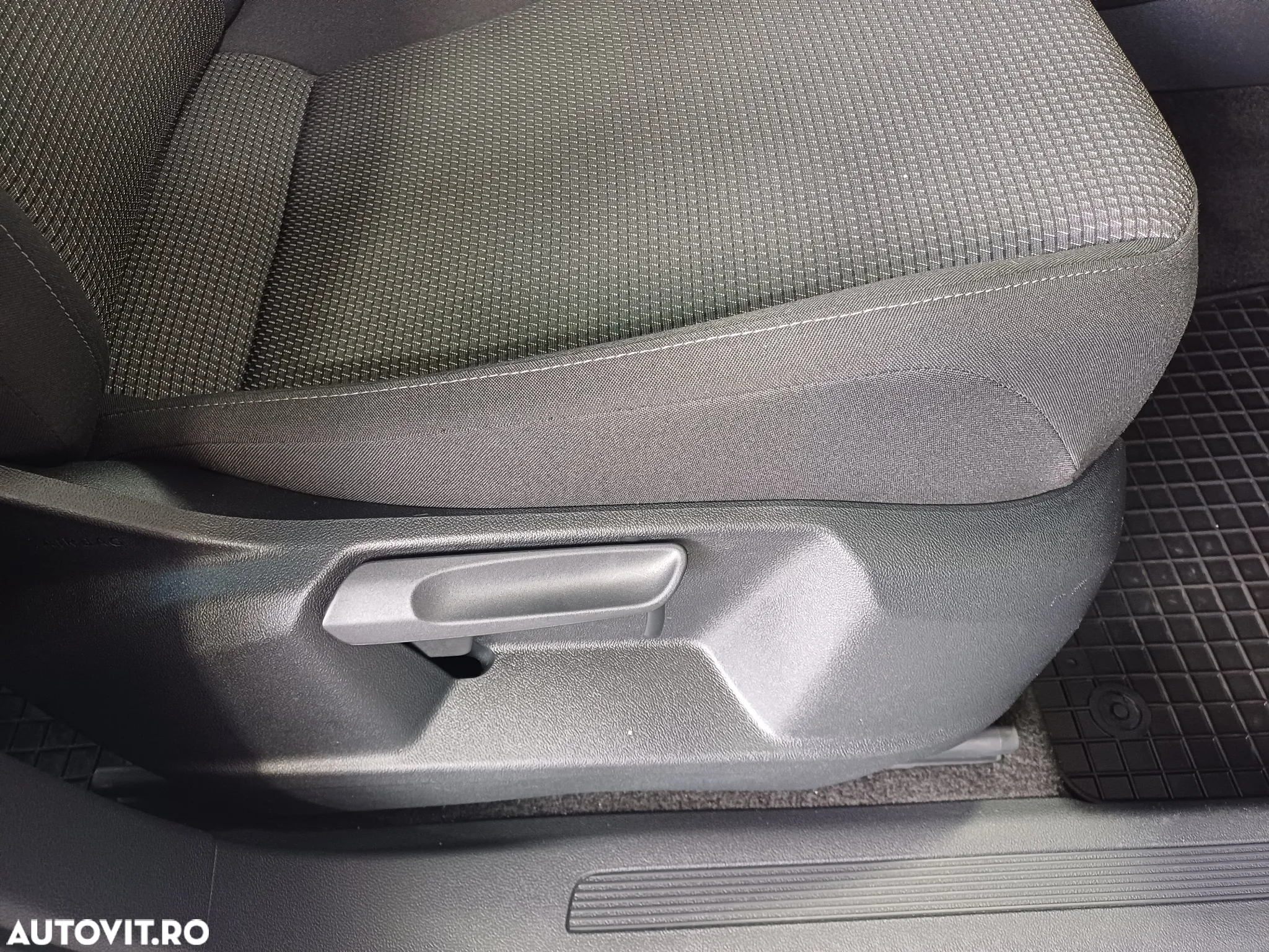 Volkswagen Tiguan 2.0 TDI 4Mot Trendline - 29
