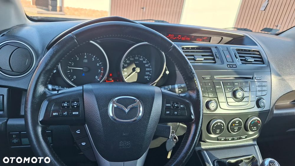 Mazda 5 - 14