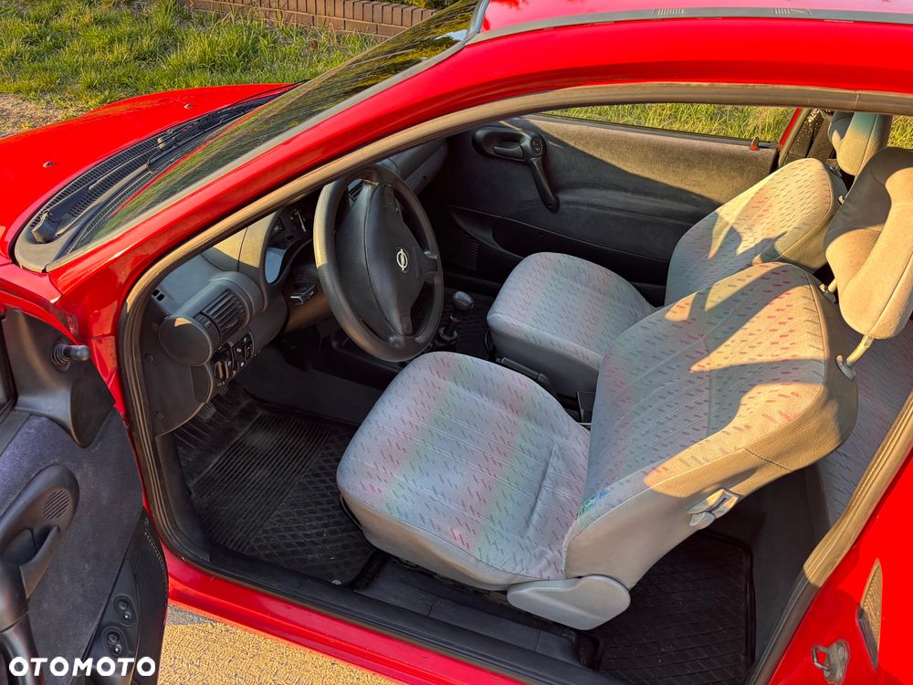 Opel Corsa 1.2 City - 10