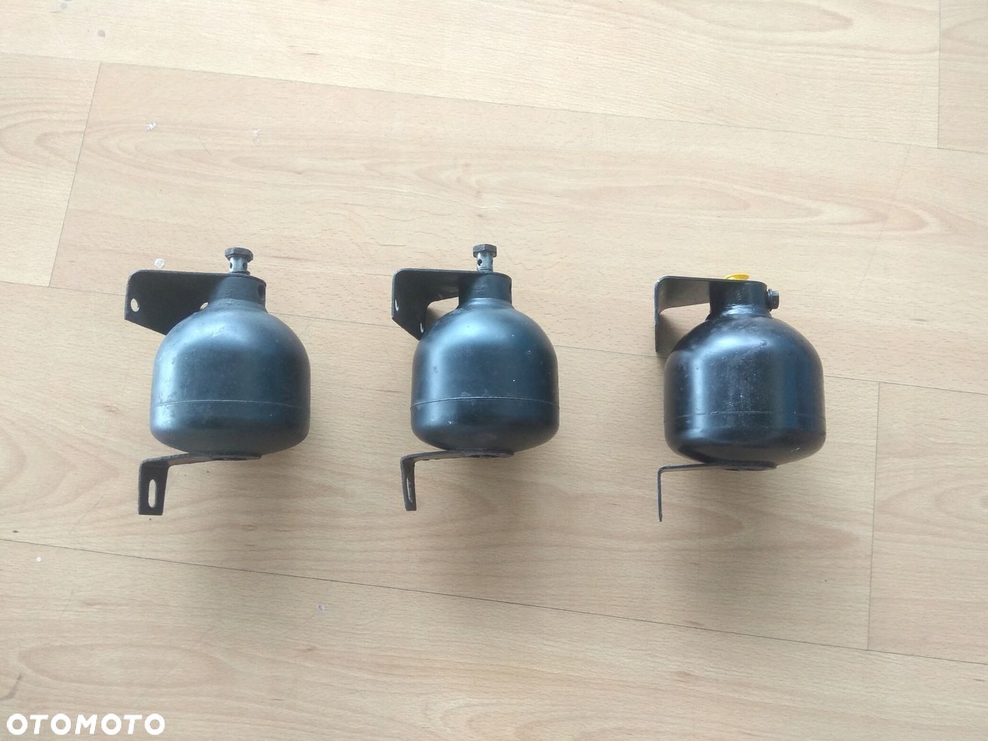 MERCEDES W123 W126 GRUSZKA SFERA NIVO 1233200015 - 1