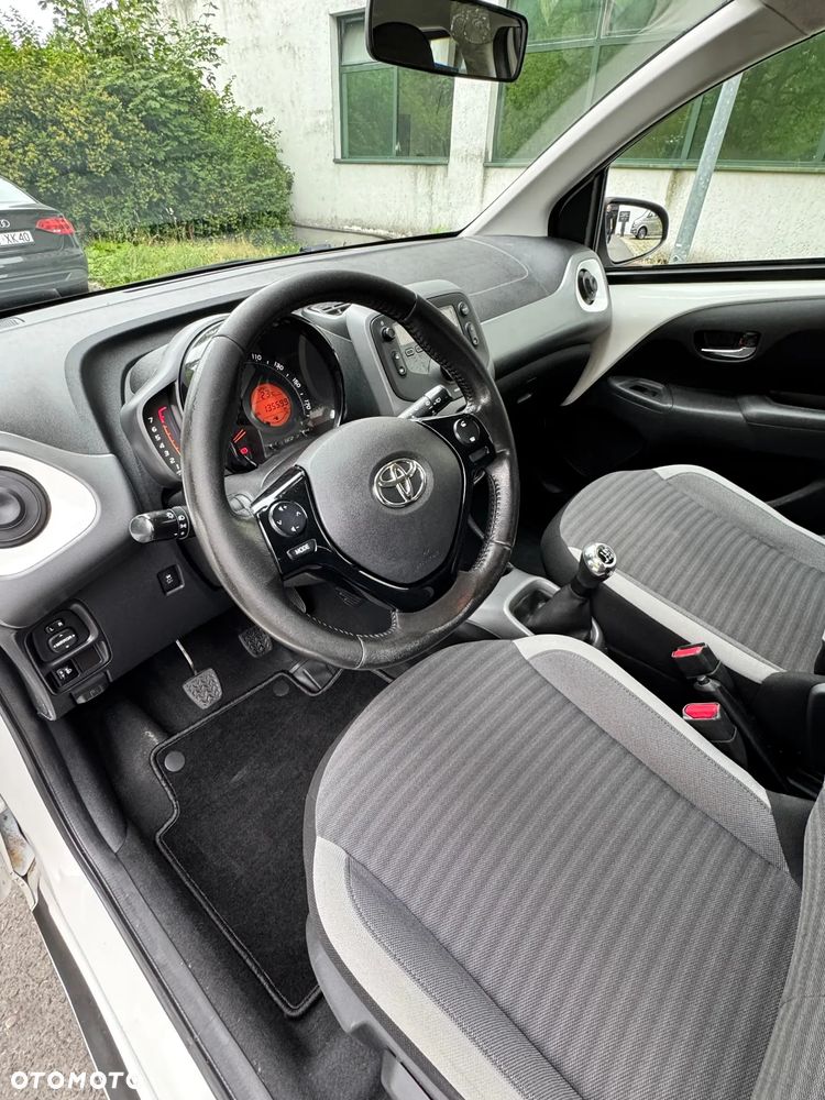 Toyota Aygo - 10