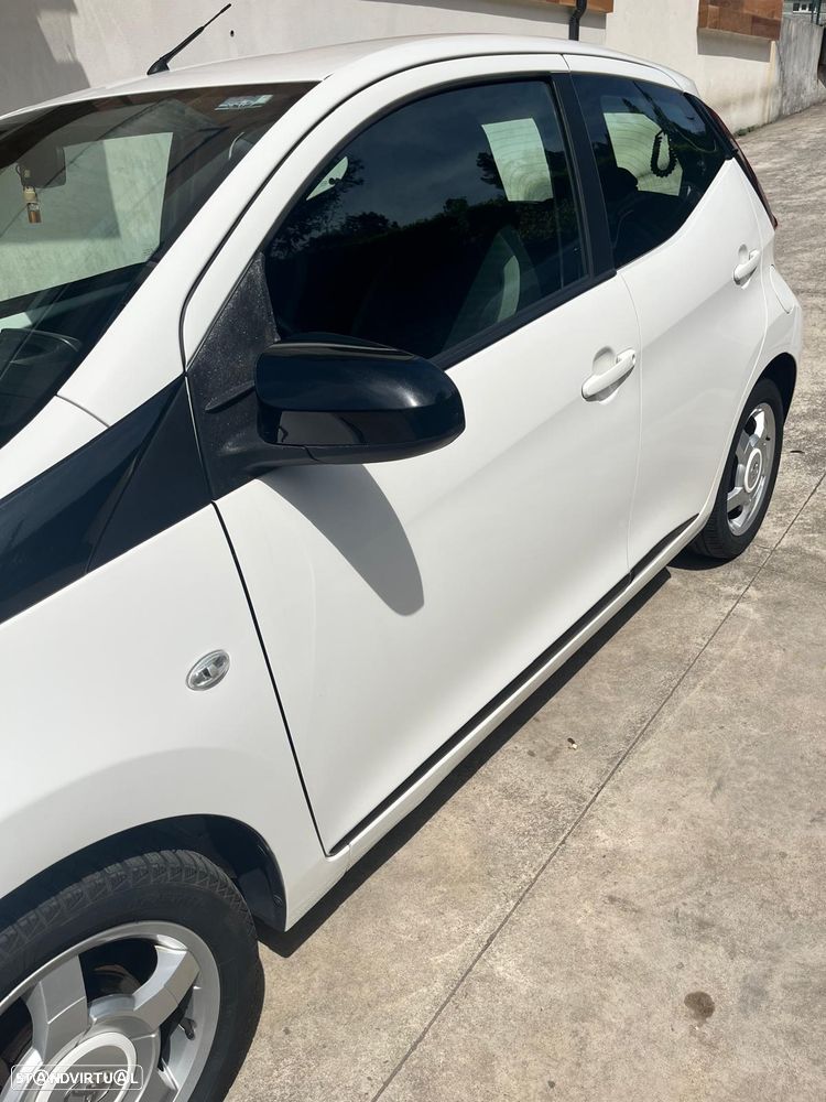 Toyota Aygo 1.0 - 2