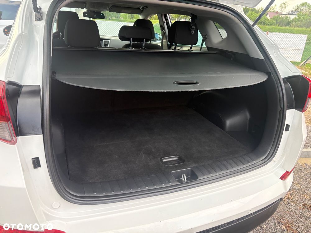 Hyundai Tucson 1.6 GDI BlueDrive Comfort 2WD - 34