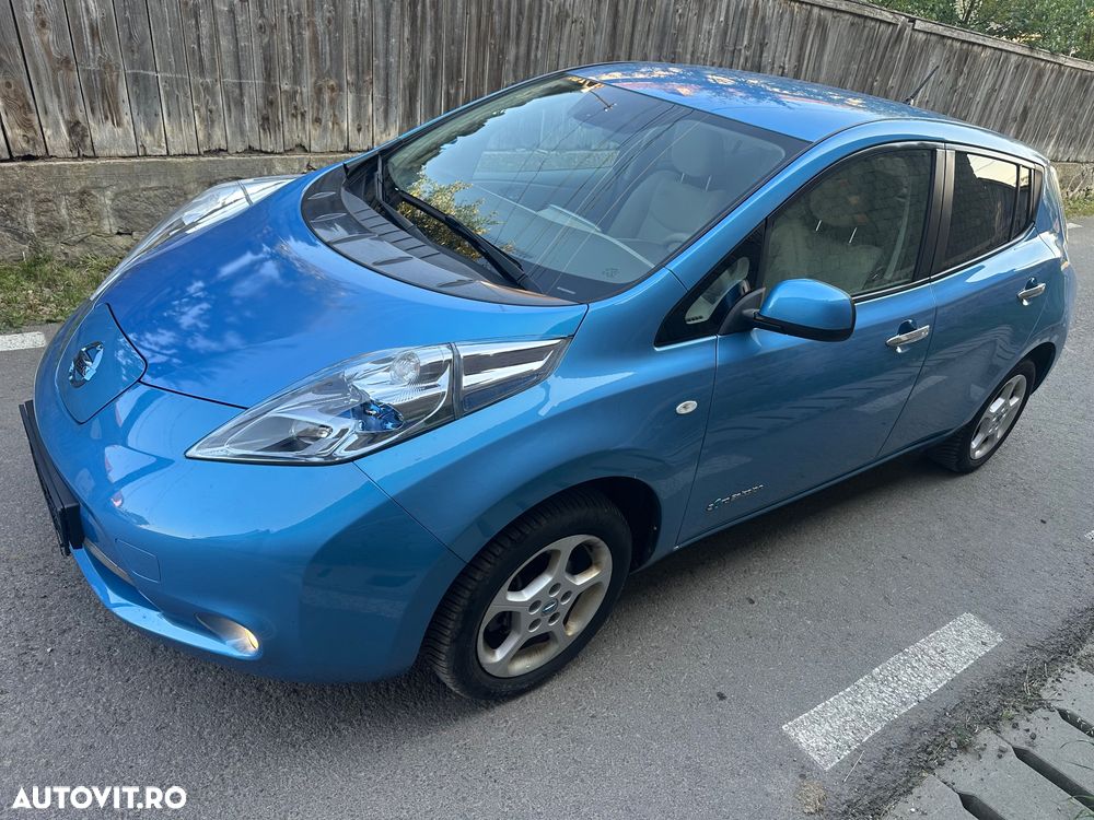 Nissan LEAF - 3