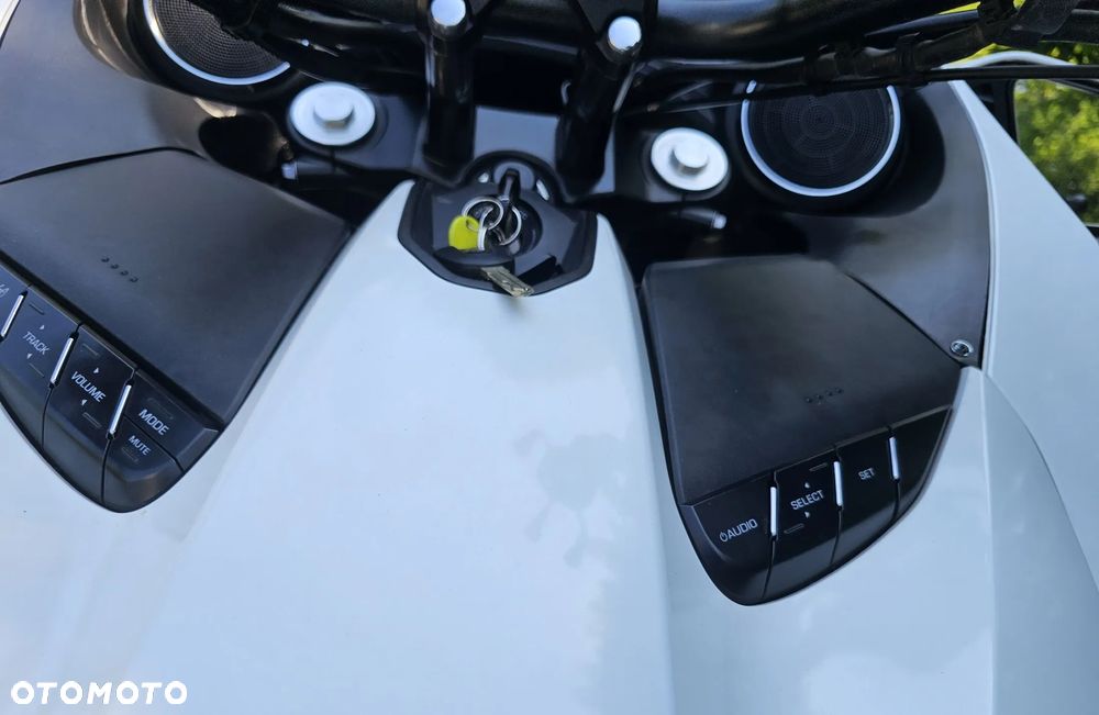 Honda CTX - 24