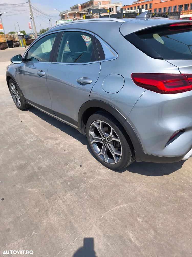 Kia XCeed 1.4 T-GDI 7DCT City+ - 4