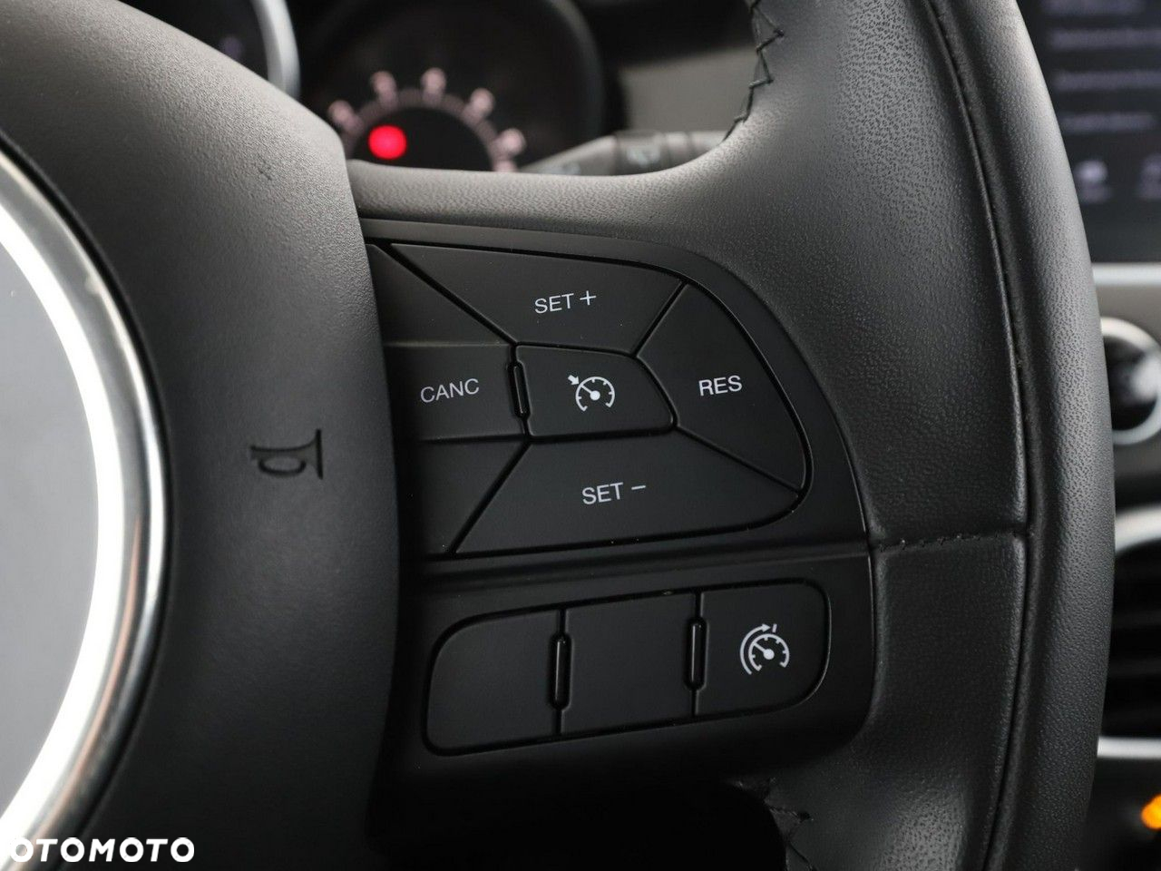 Fiat 500X 1.4 Multiair DCT 4x2 S&S Cross Plus - 30