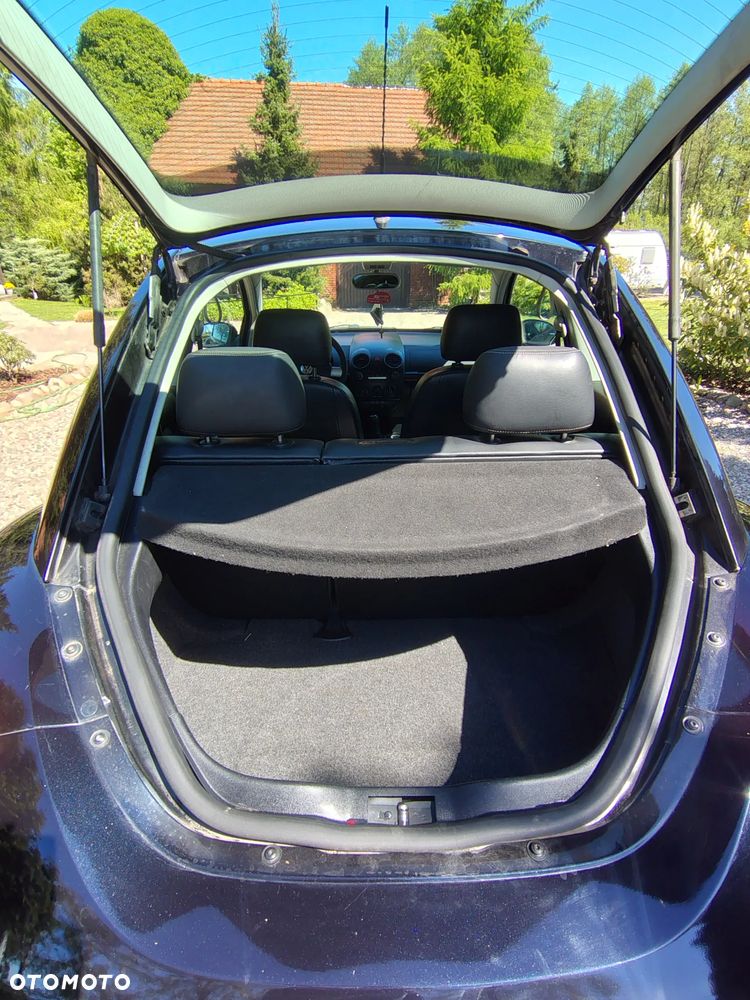 Volkswagen New Beetle 1.4 - 18