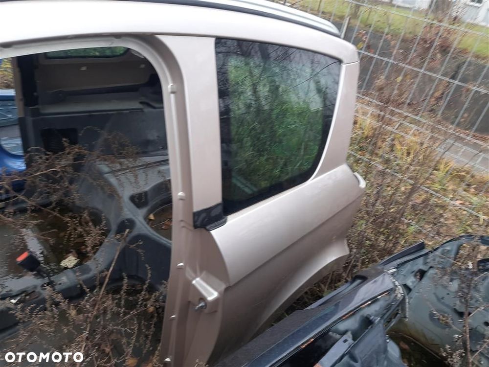 Kabina KAROSERIA BŁOTNIK DACH Microcar M.GO 2008-2015 - 5