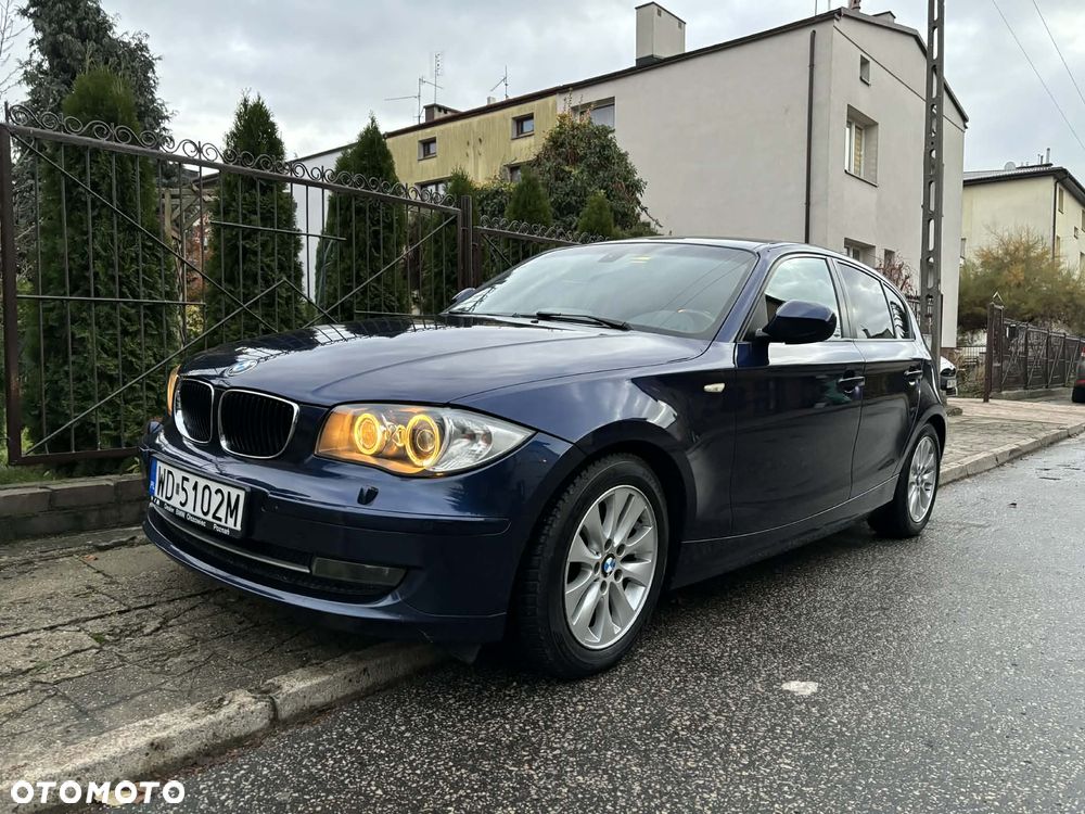 BMW Seria 1 120d DPF - 13
