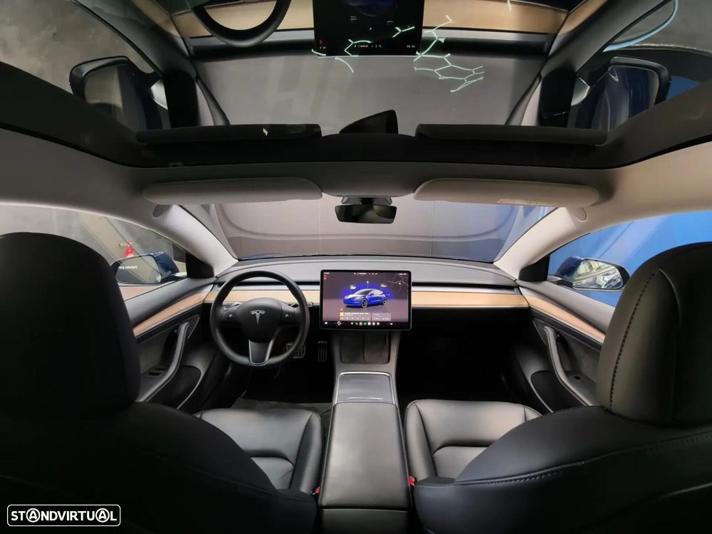 Tesla Model 3 - 34