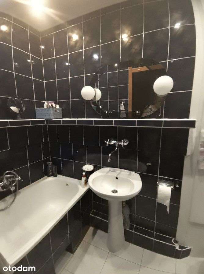 Wynajmę  2 pokoje Teofilów