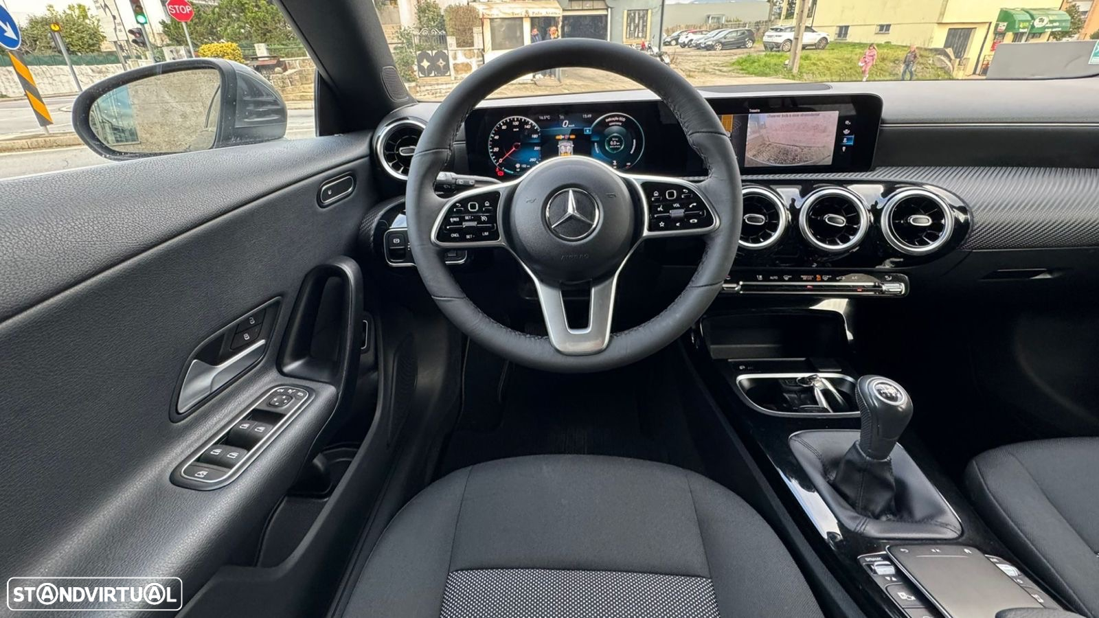 Mercedes-Benz CLA 180 d Shooting Brake Style - 15