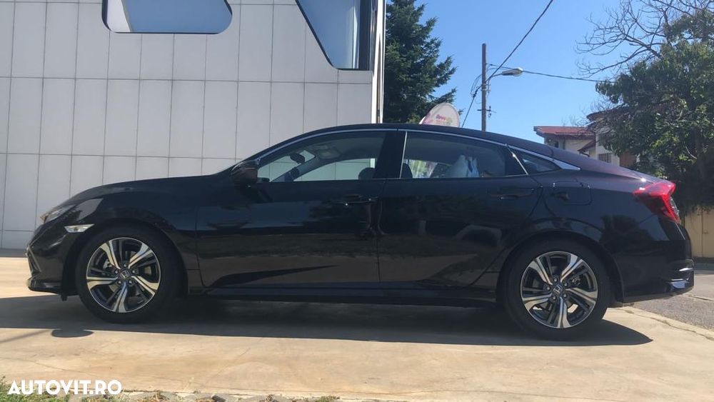 Honda Civic 1.5 i-VTEC Turbo CVT Elegance - 2