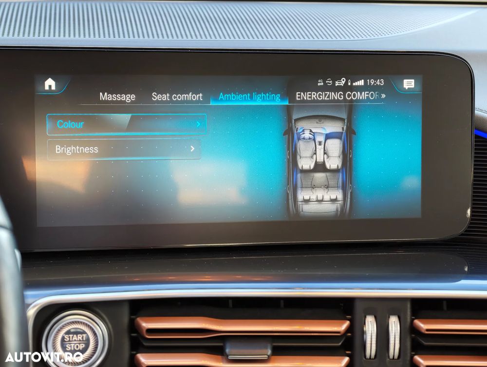 Mercedes-Benz EQC - 25