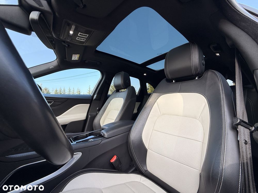 Jaguar F-Pace 3.0 TDV6 AWD R-Sport - 11