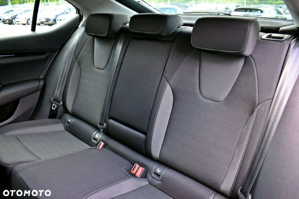 Skoda Octavia 2.0 TDI Ambition DSG - 13