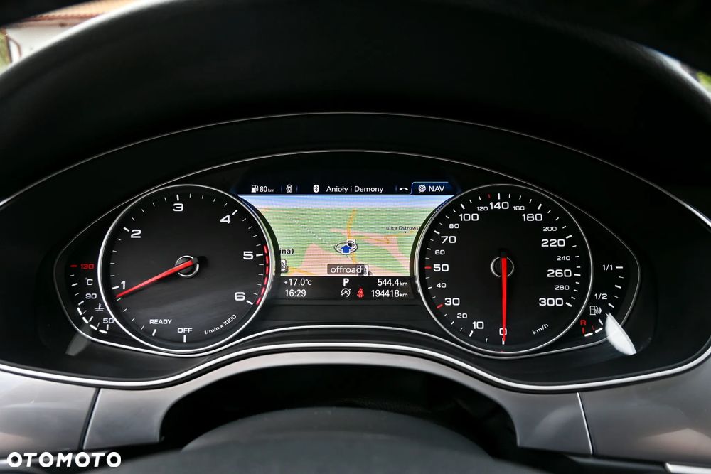 Audi A6 Avant 2.0 TDI Ultra S tronic - 34