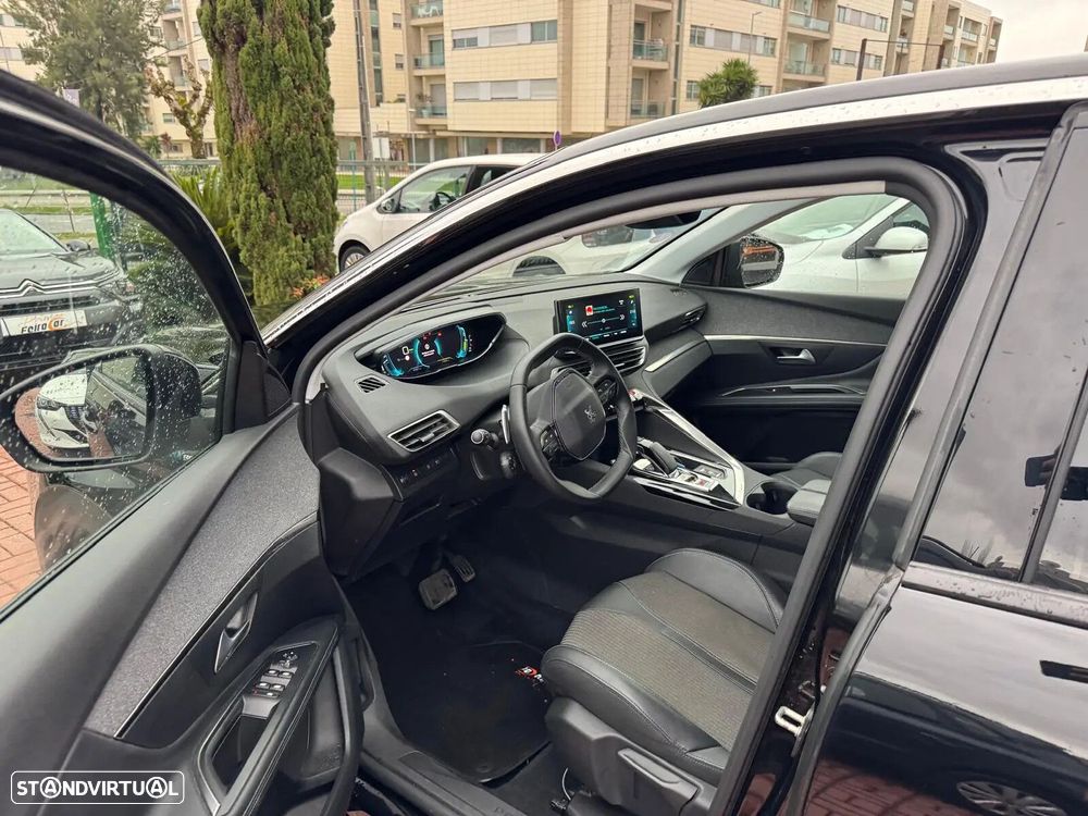 Peugeot 3008 1.6 Hybrid Allure Pack e-EAT8 - 5