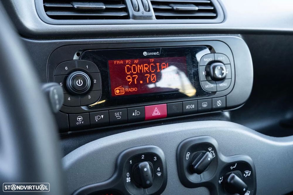 Fiat Panda 1.0 Hybrid Cross - 17