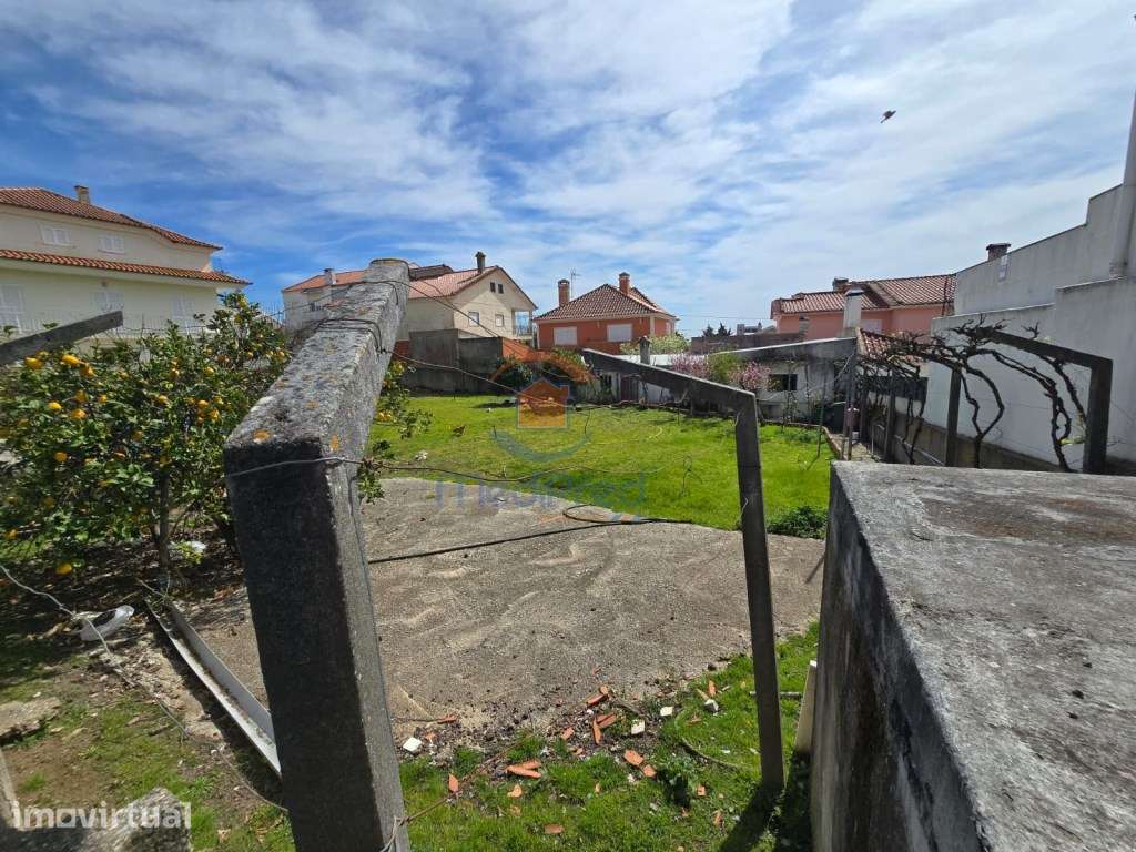 Lote de Terreno 382 m2 p/ Construção de Moradia Isolada | B.º da Pa... - Grande imagem: 4/7