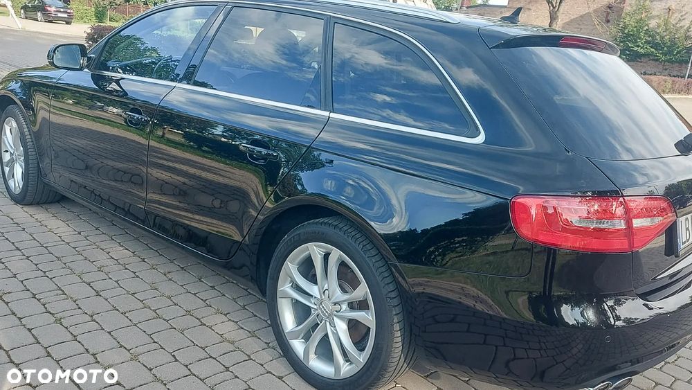 Audi A4 Avant - 4