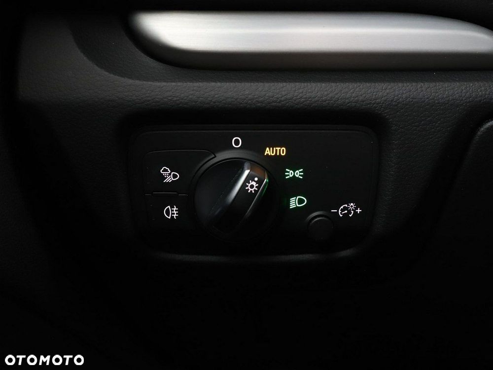 Audi A3 Sportback 1.4 TFSI e-tron design - 34