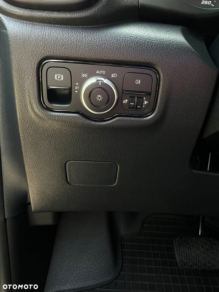 Mercedes-Benz Vito 114 - 26