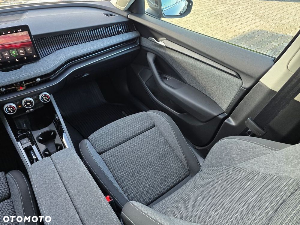 Skoda Superb 1.5 TSI mHEV Selection DSG - 19
