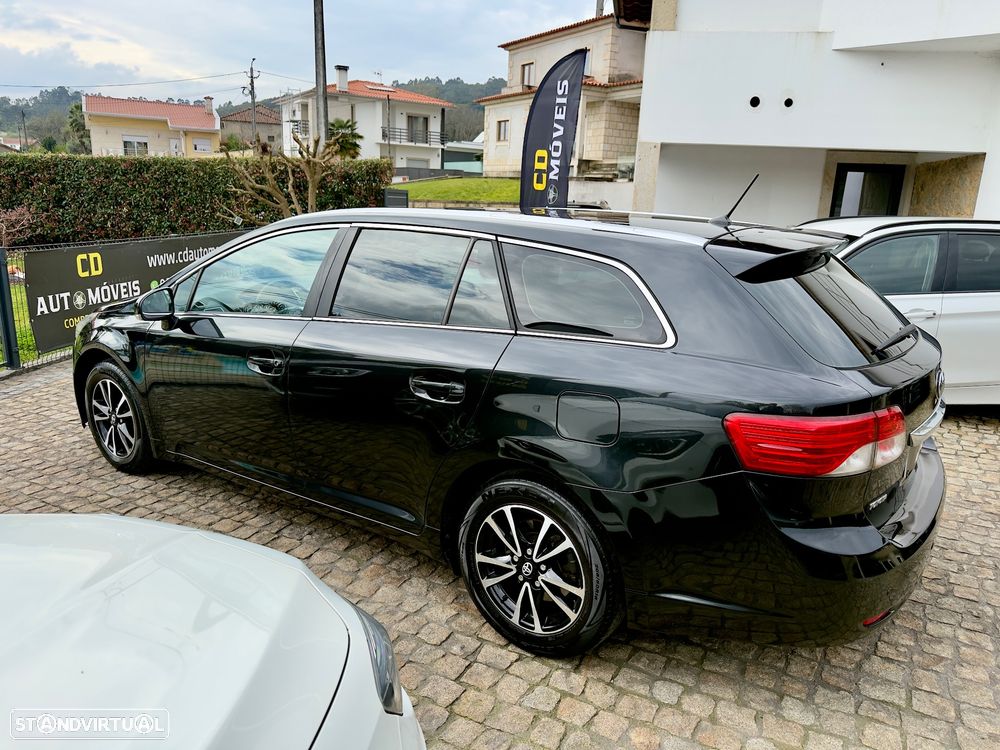 Toyota Avensis SW 2.0 D-4D Exclusive +Navi - 24