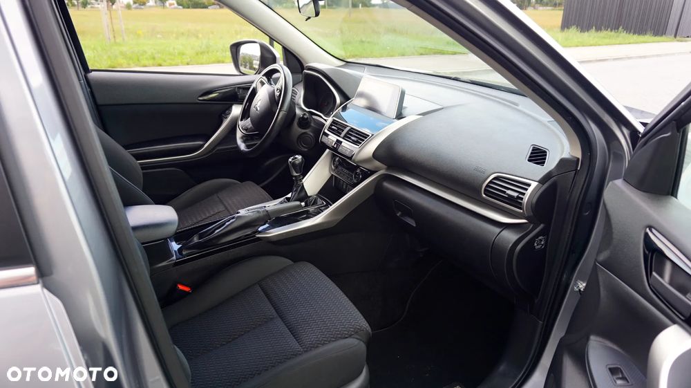 Mitsubishi Eclipse Cross 1.5 T Intense - 20