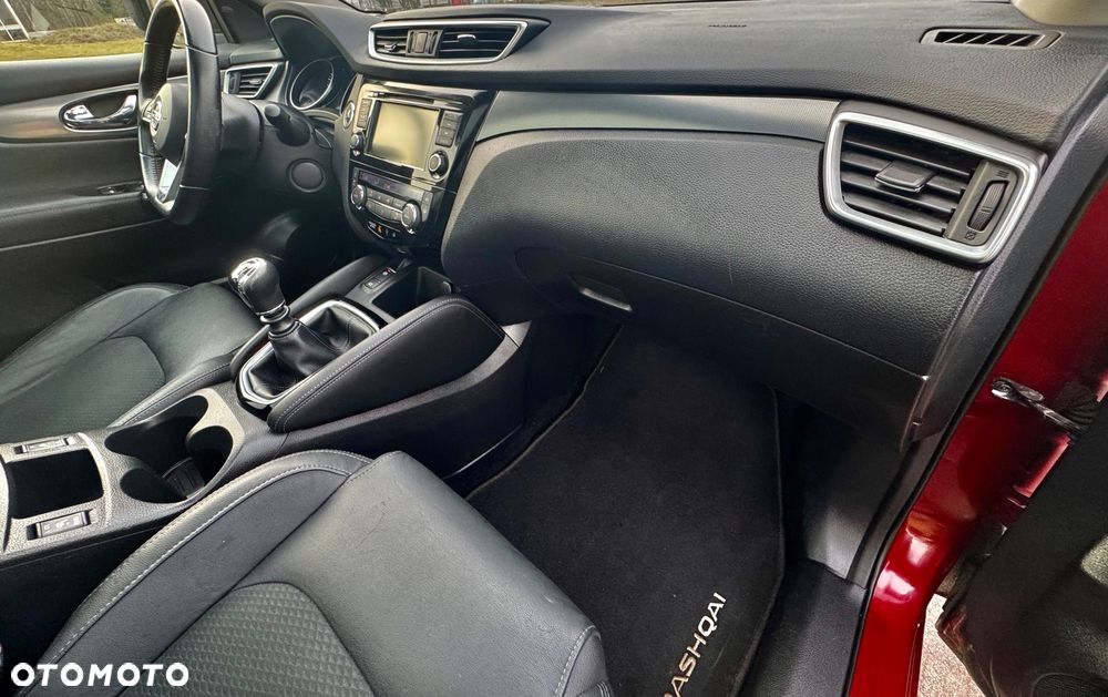 Nissan Qashqai 1.3 DIG-T Tekna - 14