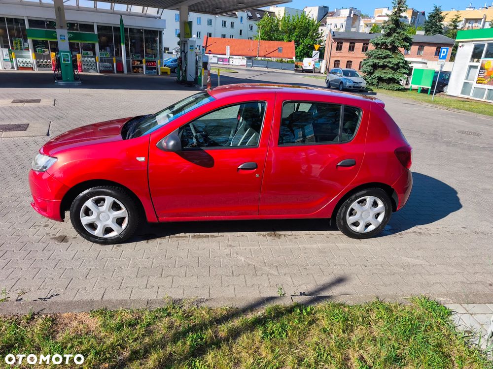 Dacia Sandero 1.2 16V Celebration - 4