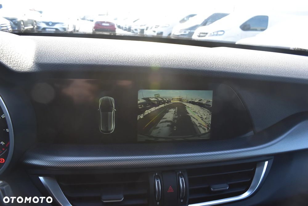 Alfa Romeo Stelvio 2.0 Turbo Veloce Q4 - 34