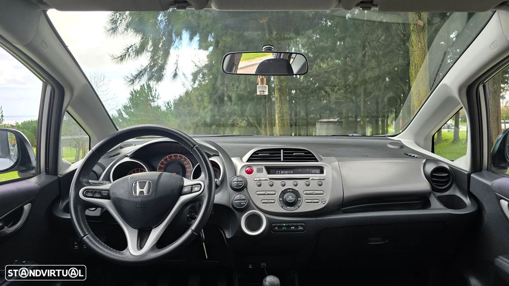 Honda Jazz 1.4 i-VTEC Exclusive - 23