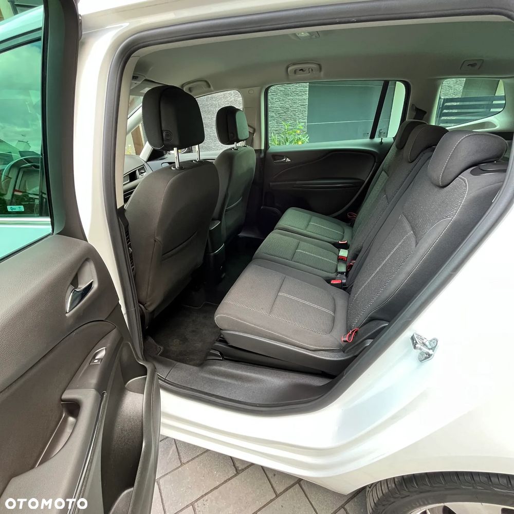 Opel Zafira Tourer 1.4 Turbo Innovation - 29