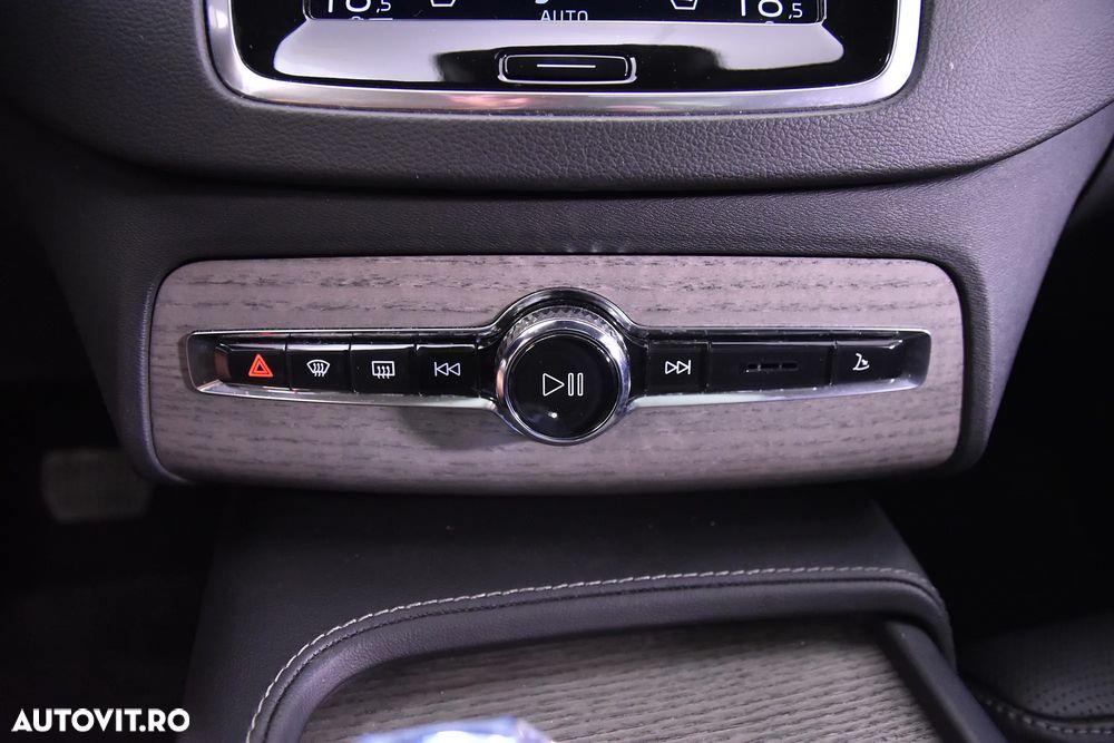 Volvo XC 90 - 16