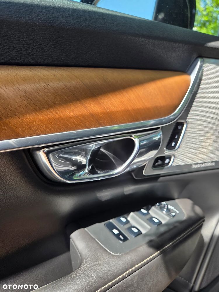 Volvo V90 D4 Inscription - 25