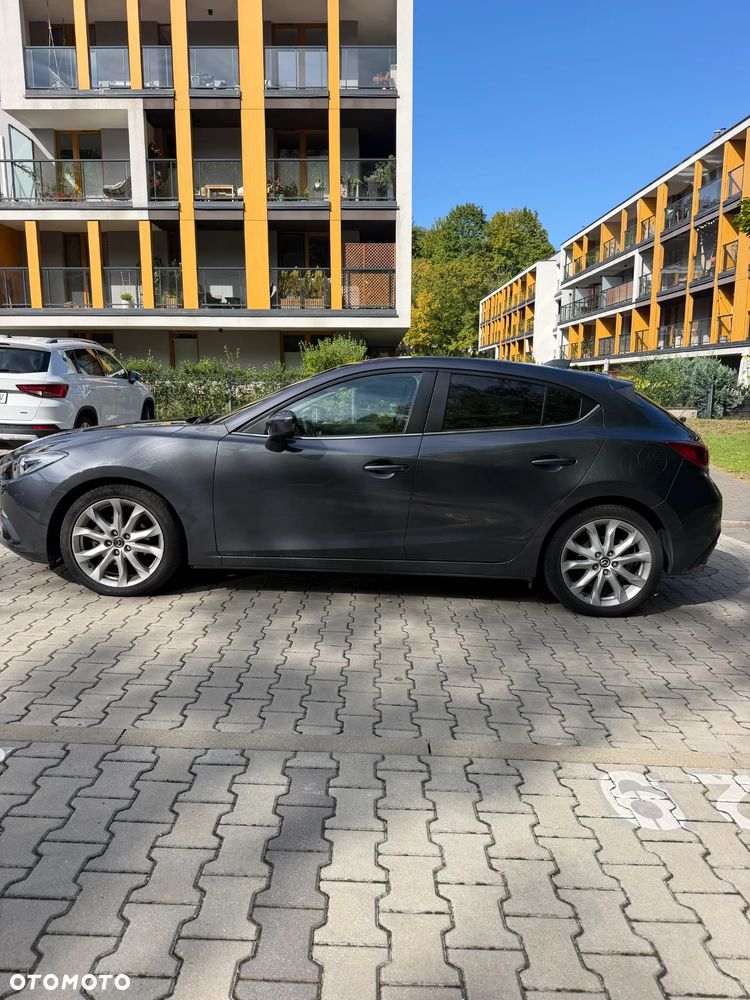 Mazda 3 - 9