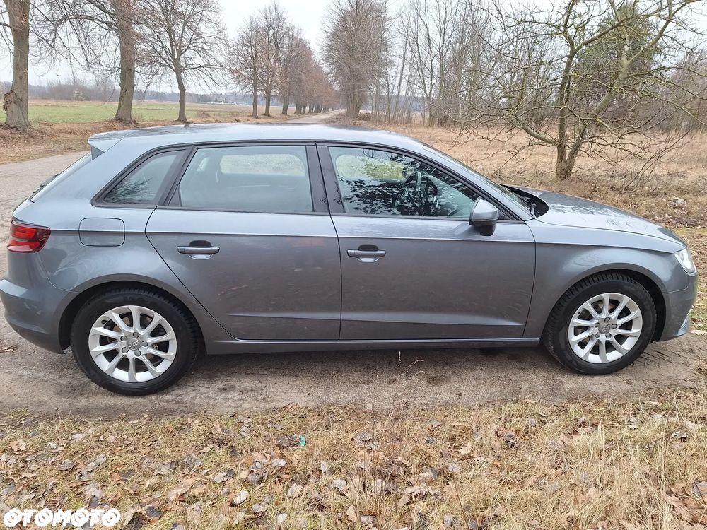 Audi A3 1.4 TFSI Ambiente - 5