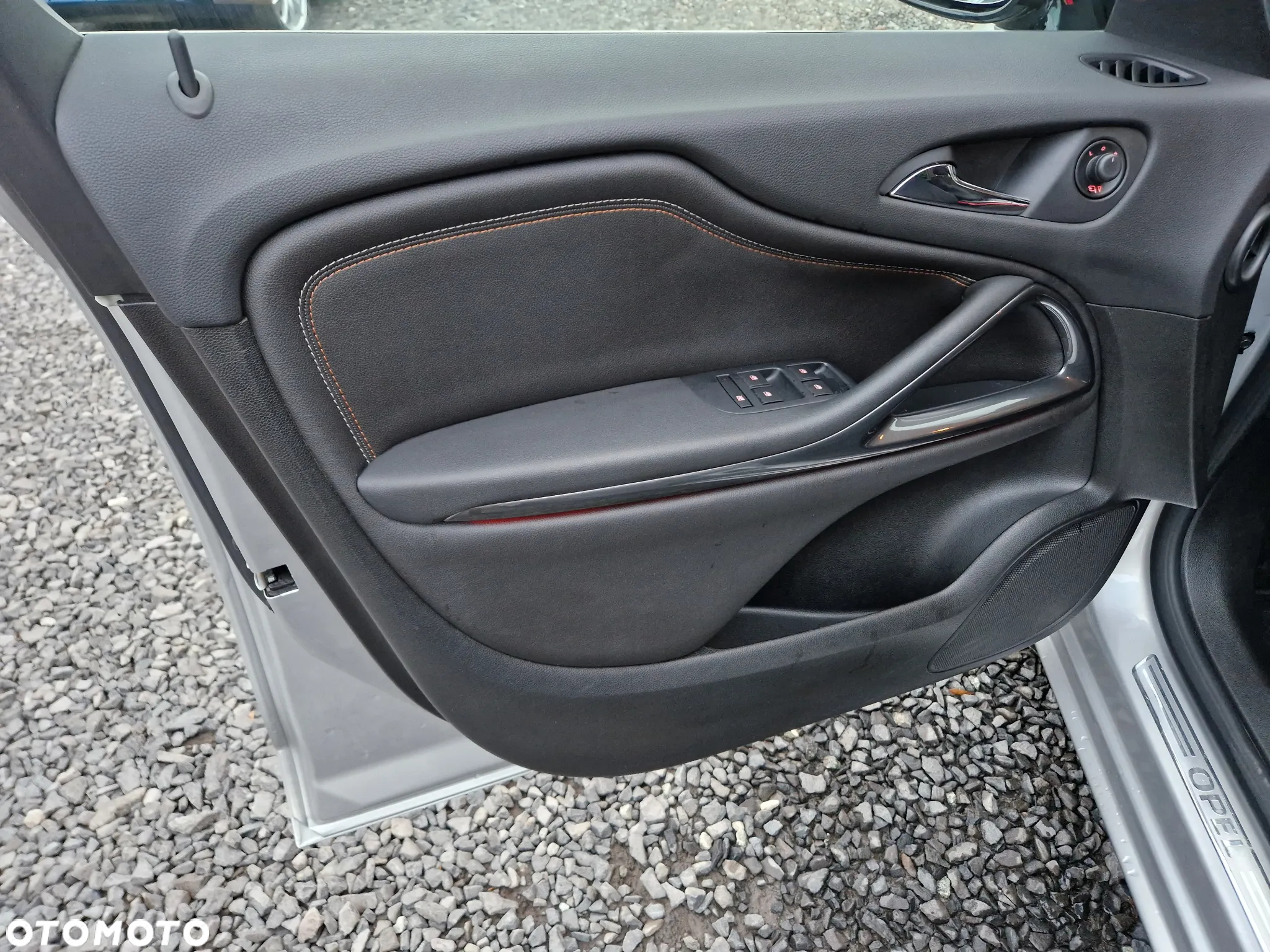 Opel Zafira - 9