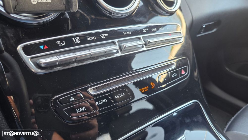 Mercedes-Benz C 63 AMG Standard - 54