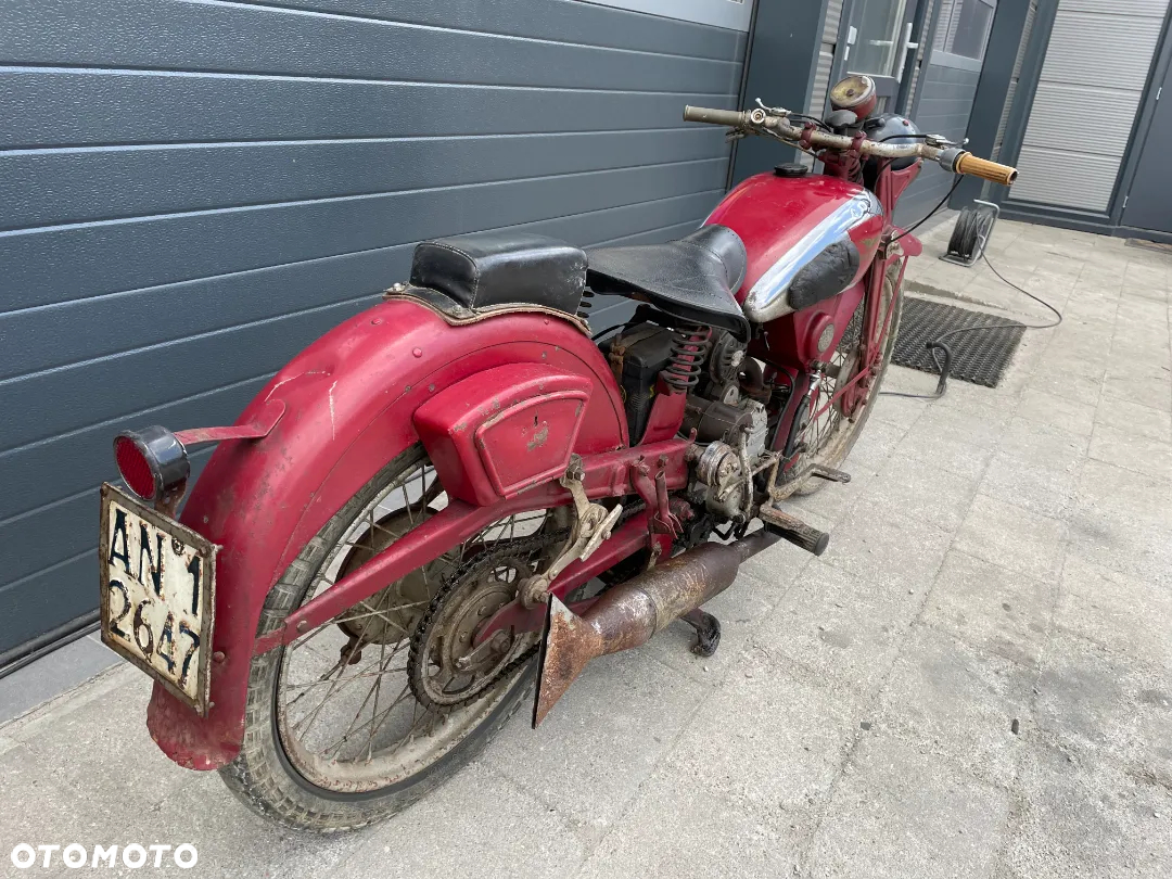 Moto Guzzi Inny - 8