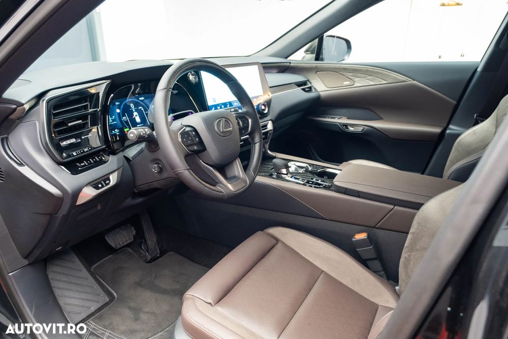 Lexus Seria RX 450h+ E-Four PHEV Luxury Mark Levinson - 8
