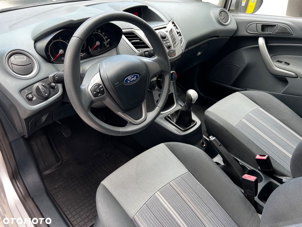 Ford Fiesta 1.25 Ambiente - 16