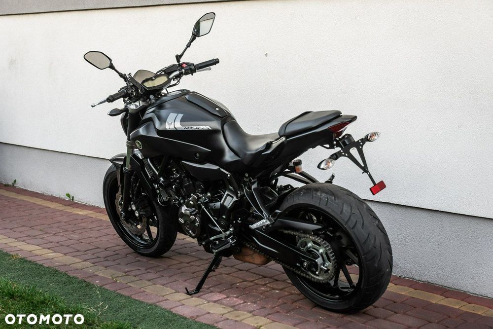 Yamaha MT - 4