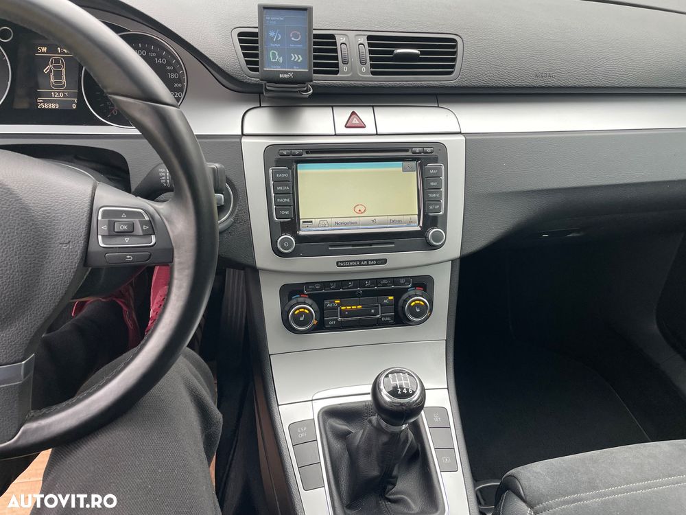 Volkswagen Passat CC - 8