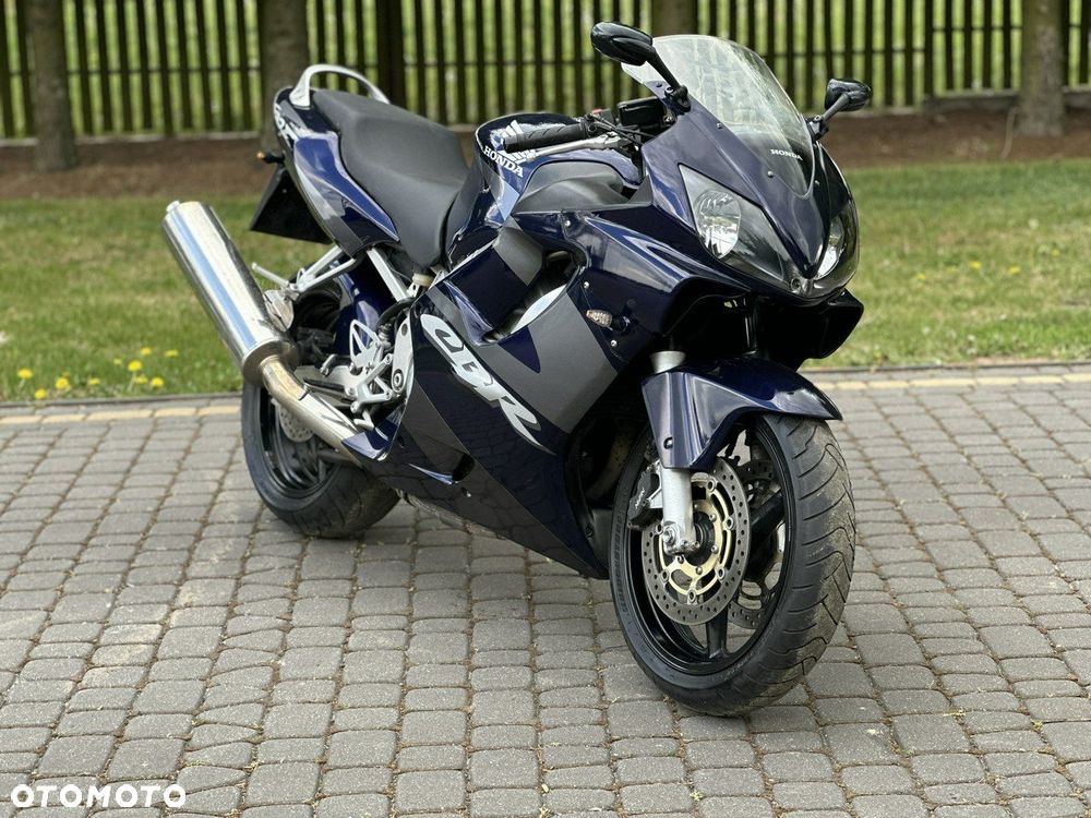 Honda CBR - 14