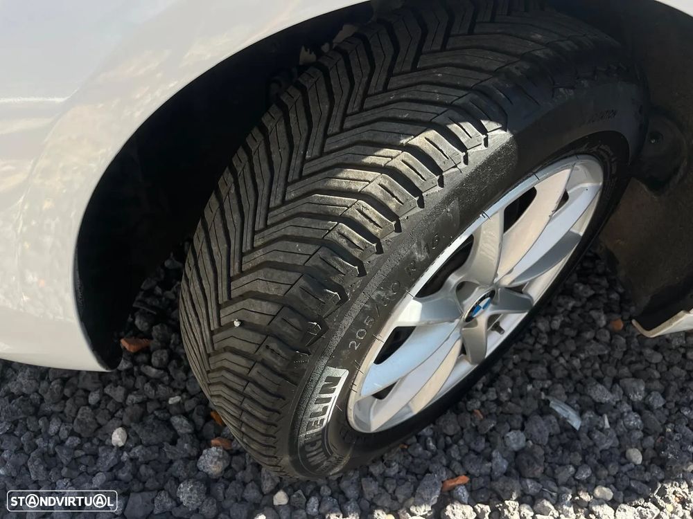 BMW 216 Active Tourer d Advantage - 22