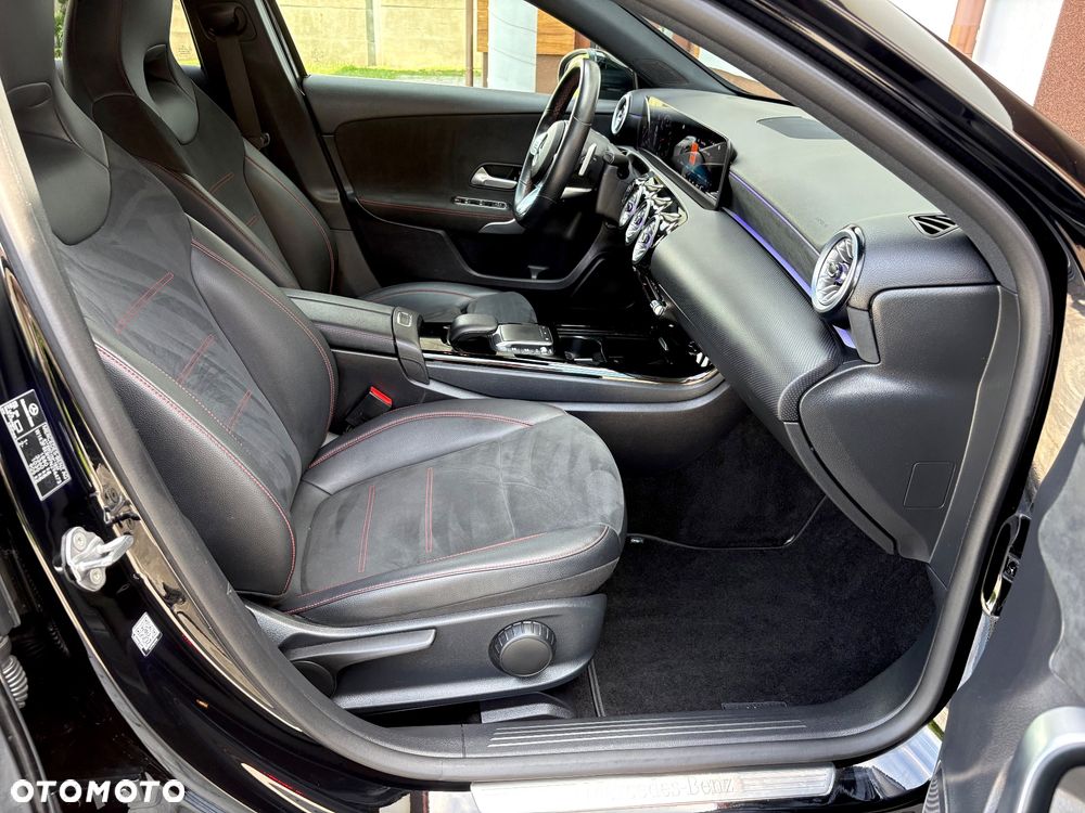 Mercedes-Benz Klasa A 180 7G-DCT AMG Line Advanced Plus - 26